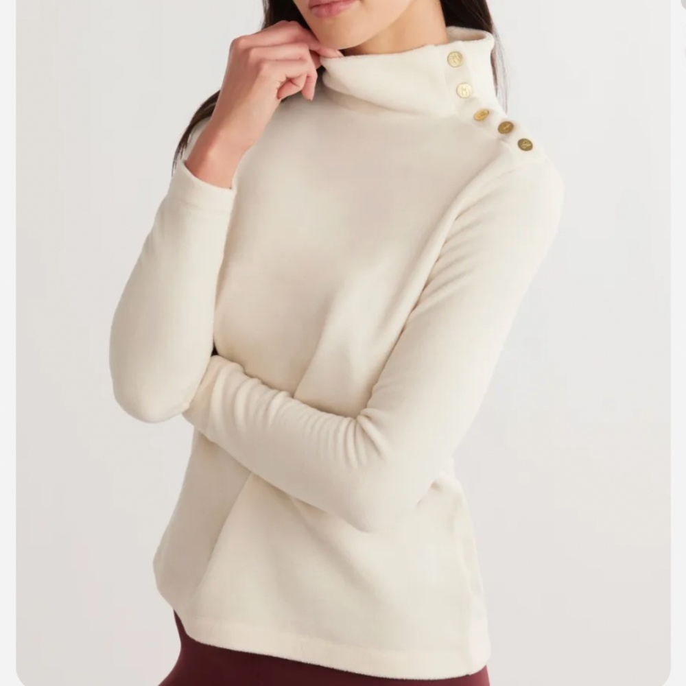 NWT Dudley Stephens Cream Meadow Greenpoint Turtleneck in Vello Fleece, Medium